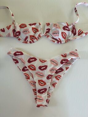 Kiss Print Bikini Set - Lip Pattern